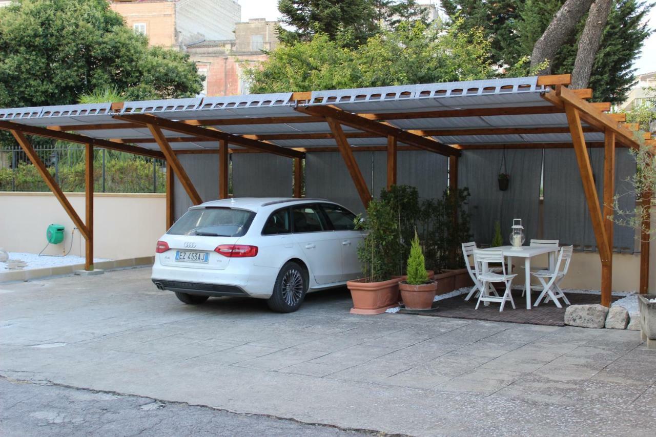 Domus Decclesiis Bed and Breakfast Γκραβίνα Εξωτερικό φωτογραφία