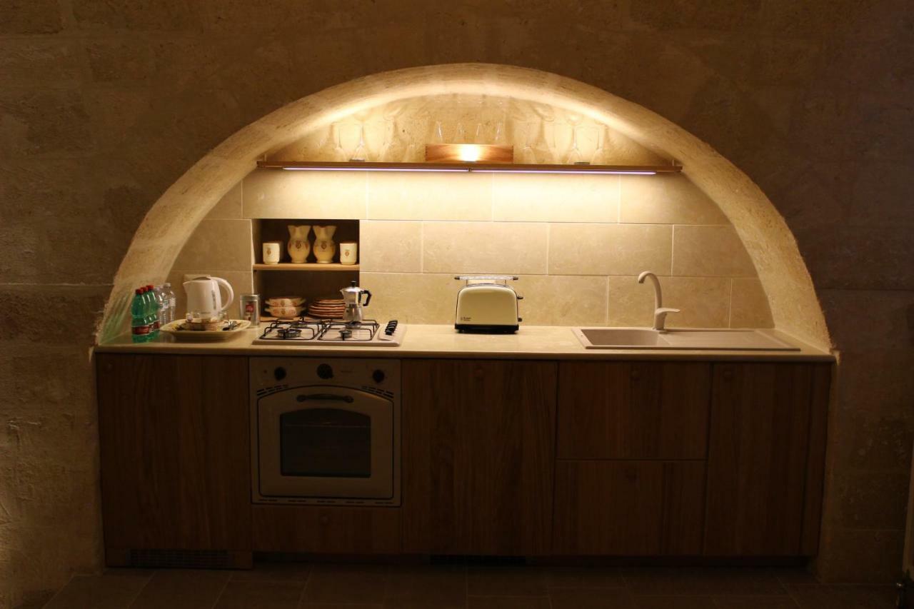 Domus Decclesiis Bed and Breakfast Γκραβίνα Εξωτερικό φωτογραφία